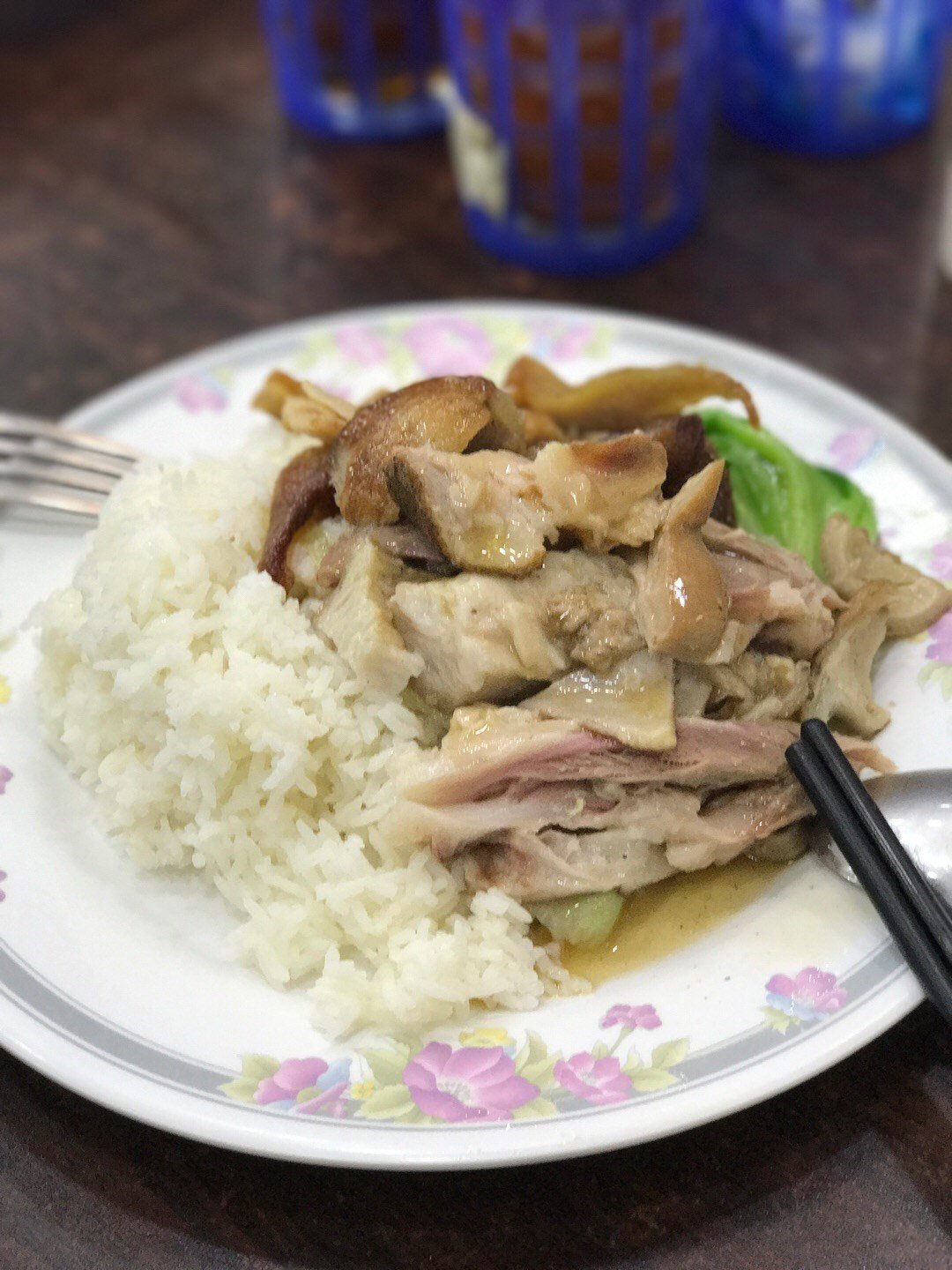 陸她娜豬髀飯專門店