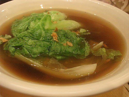 越棧越式湯粉專門店