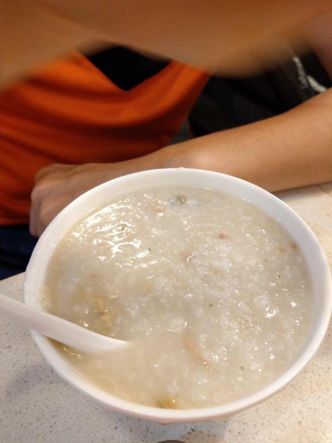 港龍茶餐廳