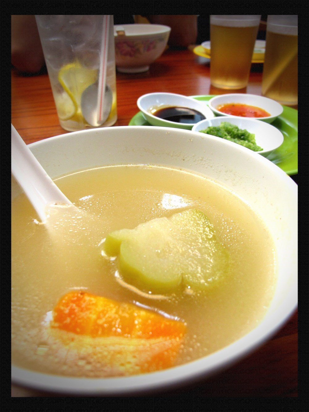 栢檔碟頭飯專門店