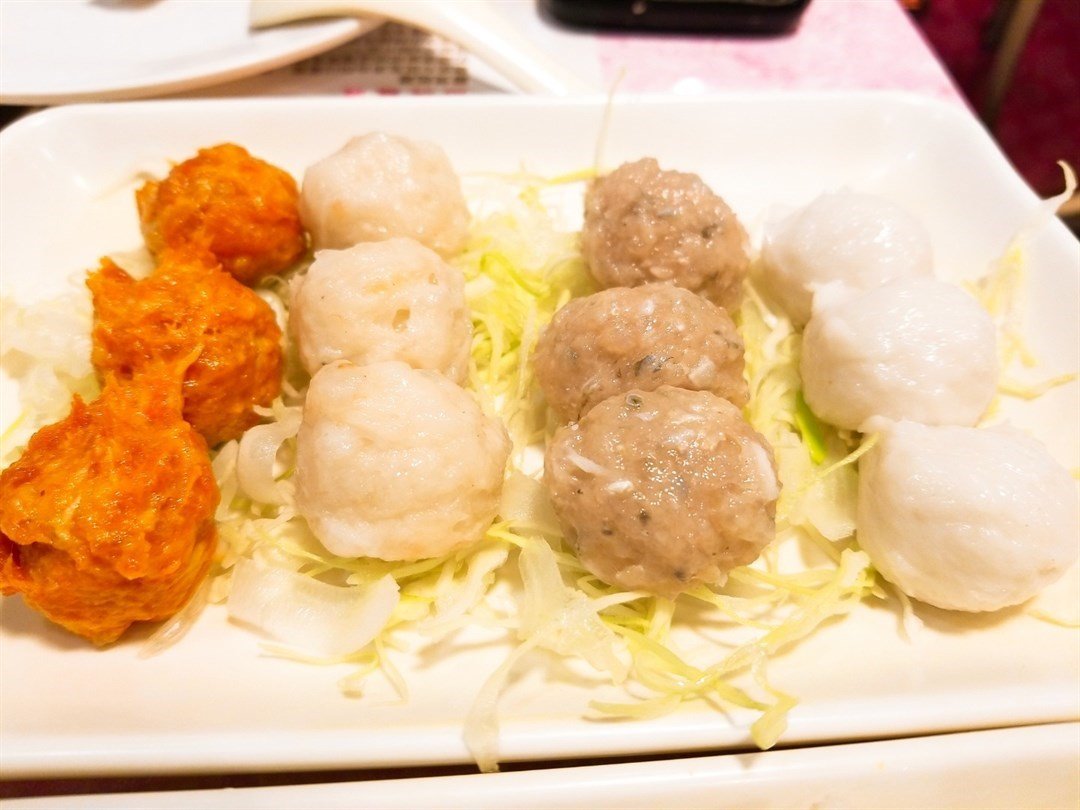耀華餐廳(雞煲、烤魚火鍋專門店)